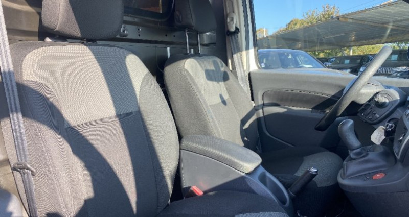 Renault Kangoo 1.5 DCI 90 EXTRA R-LINK 2018 - photo n°5 Renault Kangoo 1.5 DCI 90 EXTRA R-LINK  occasion à COURNON - photo n°5