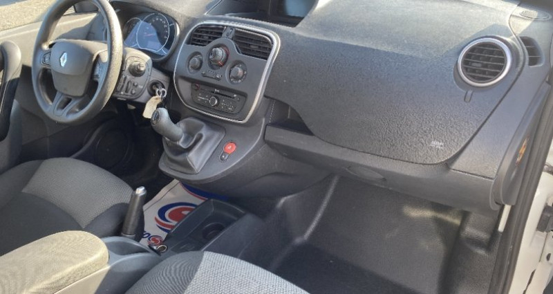 Renault Kangoo 1.5 DCI 90 EXTRA R-LINK 2018 - photo n°4 Renault Kangoo 1.5 DCI 90 EXTRA R-LINK  occasion à COURNON - photo n°4