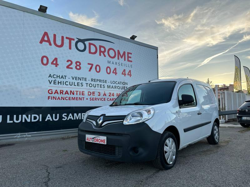 Renault Kangoo occasion 2017 mise en vente à Marseille 10 par le garage AUTODROME - photo n°1