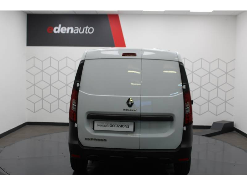 Renault Kangoo BLUE DCI 95 GRAND CONFORT SESAME OUVRE TOI  occasion à DAX - photo n°4