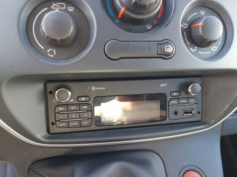 Renault Kangoo EXPRESS 1.5 DCI 75 ENERGY E6 CONFORT 2017 - photo n°16 Renault Kangoo EXPRESS 1.5 DCI 75 ENERGY E6 CONFORT  occasion à Agen - photo n°16