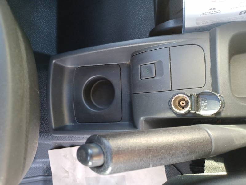 Renault Kangoo EXPRESS 1.5 DCI 75 ENERGY E6 CONFORT 2017 - photo n°17 Renault Kangoo EXPRESS 1.5 DCI 75 ENERGY E6 CONFORT  occasion à Agen - photo n°17