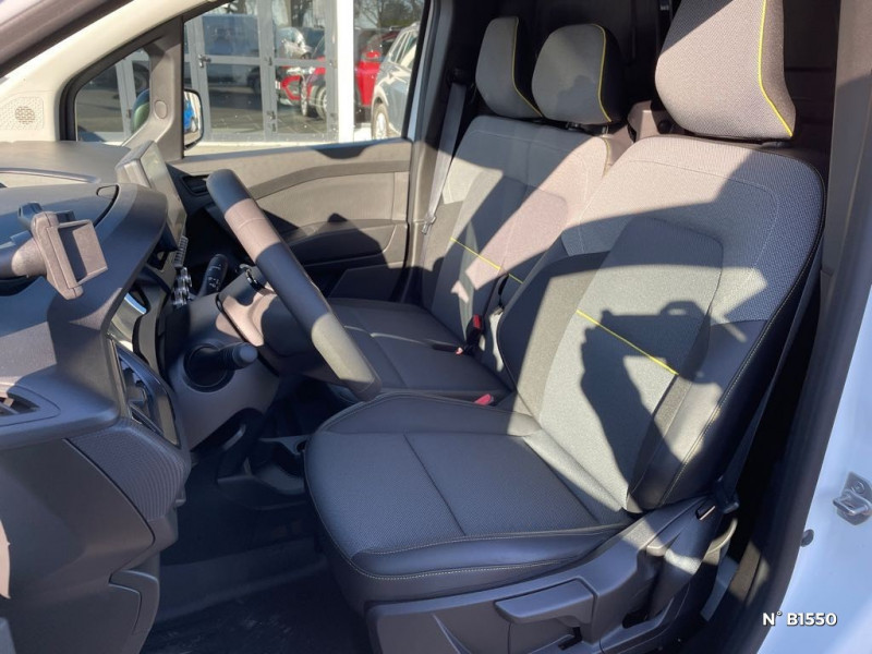 Renault Kangoo KANGOO VAN E-TECH ELECTRIQUE EV45 DC 80KW GRAND CONFORT 2022 - photo n°9 Renault Kangoo KANGOO VAN E-TECH ELECTRIQUE EV45 DC 80KW GRAND CONFORT  occasion à Deauville - photo n°9