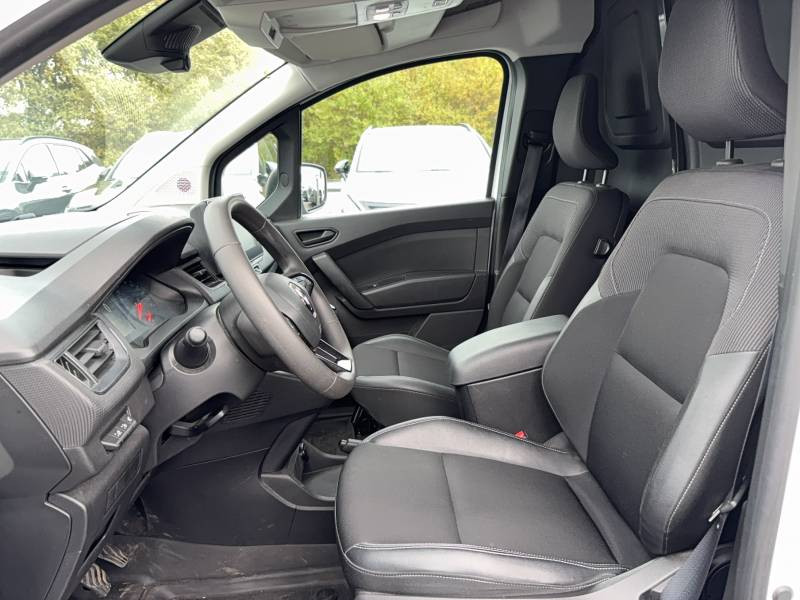 Renault Kangoo TCE 100 GRAND CONFORT SESAME OUVRE TOI 2022 - photo n°10 Renault Kangoo TCE 100 GRAND CONFORT SESAME OUVRE TOI  occasion à Toulenne - photo n°10