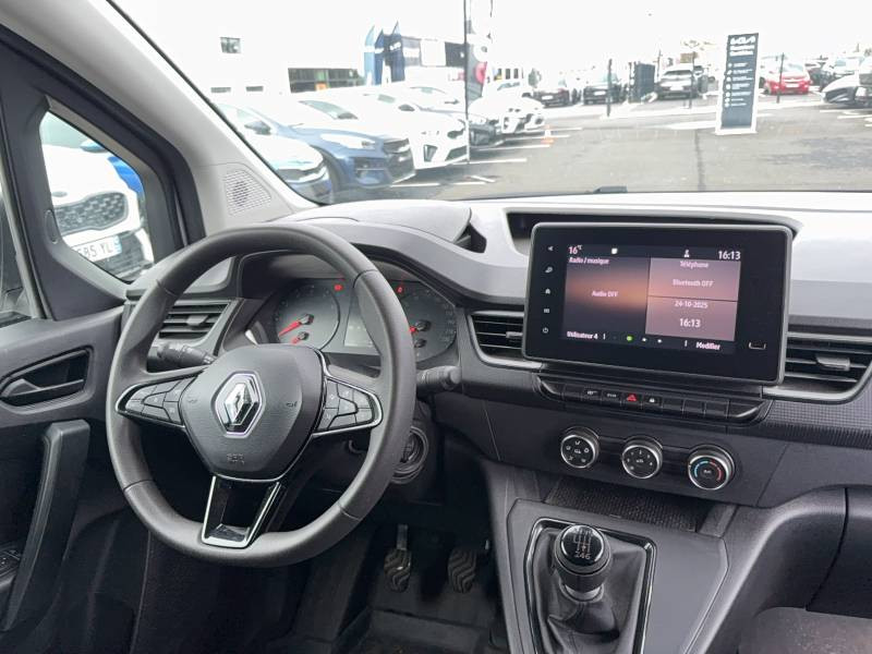 Renault Kangoo TCE 100 GRAND CONFORT SESAME OUVRE TOI 2022 - photo n°11 Renault Kangoo TCE 100 GRAND CONFORT SESAME OUVRE TOI  occasion à Toulenne - photo n°11