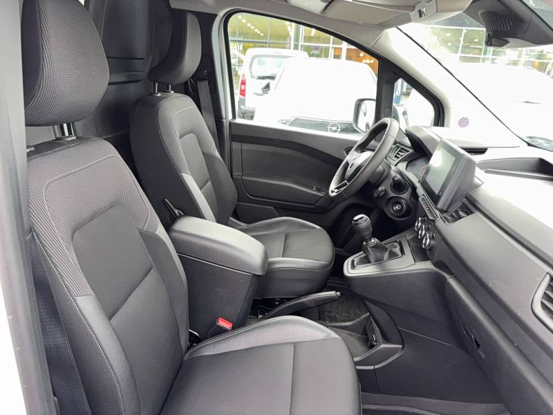 Renault Kangoo TCE 100 GRAND CONFORT SESAME OUVRE TOI 2022 - photo n°12 Renault Kangoo TCE 100 GRAND CONFORT SESAME OUVRE TOI  occasion à Toulenne - photo n°12