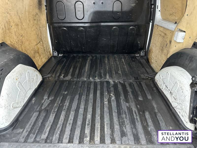 Renault Kangoo Van EXPRESS 1.5 DCI 75 E6 GRAND CONFORT  occasion à GARCHES - photo n°6