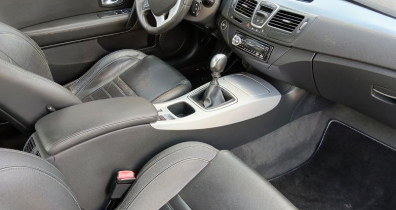 Renault Laguna Coupe Belle coupe dci 2010 black edition revise parfait etat garan 2010 - photo n°3 Renault Laguna Coupe Belle coupe dci 2010 black edition revise parfait etat garan  occasion à Marly - photo n°3