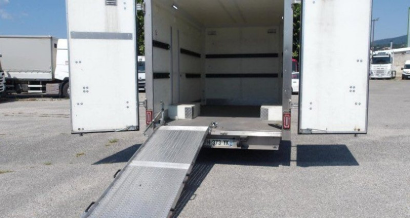 Renault Master 10990 ht 2.3 dci 130ch caisse 20m3 plancher cabine 2019 - photo n°4 Renault Master 10990 ht 2.3 dci 130ch caisse 20m3 plancher cabine  occasion à LA BOISSE - photo n°4