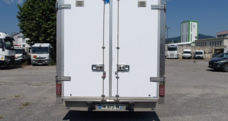 Renault Master 10990 ht 2.3 dci 130ch caisse 20m3 plancher cabine 2019 - photo n°3 Renault Master 10990 ht 2.3 dci 130ch caisse 20m3 plancher cabine  occasion à LA BOISSE - photo n°3