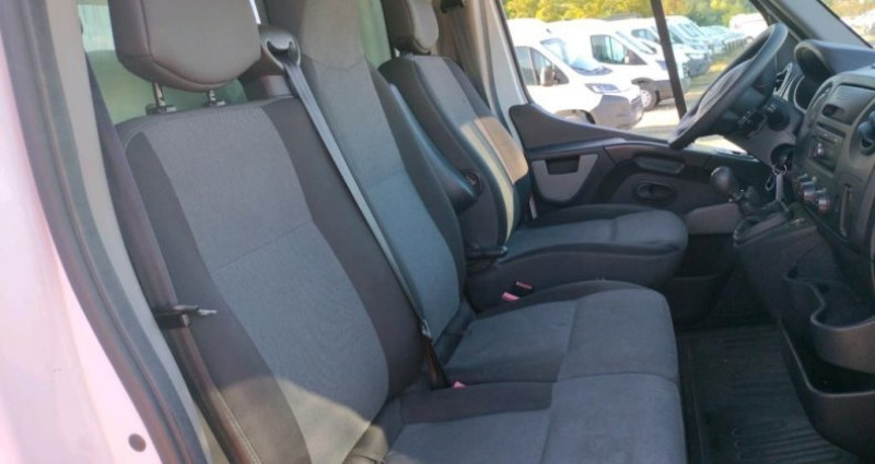 Renault Master 18990 ht 2.3 dci 165ch caisse 22m3 2018 - photo n°3 Renault Master 18990 ht 2.3 dci 165ch caisse 22m3  occasion à LA BOISSE - photo n°3