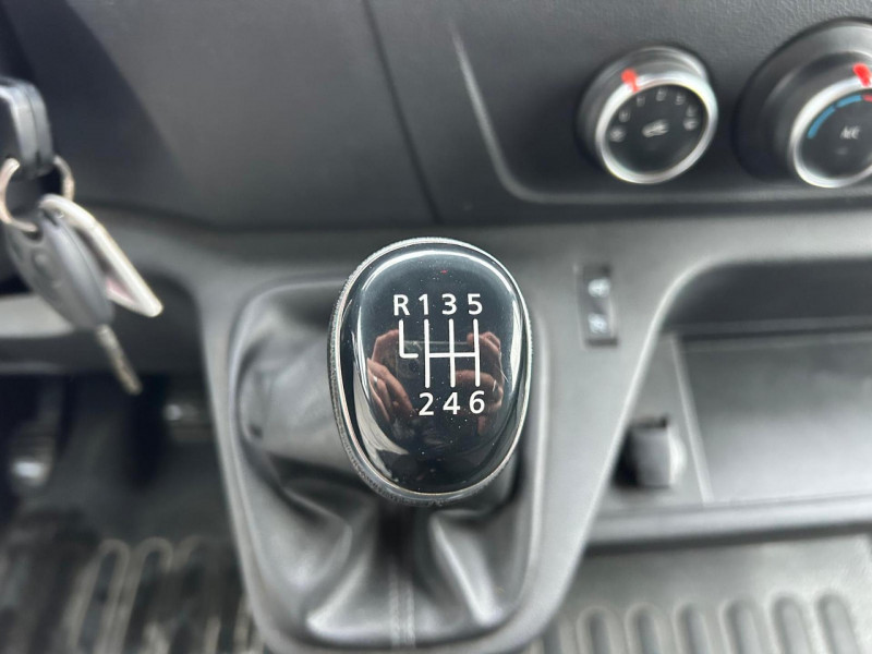 Renault Master Confort F3500 L2H2 2.3 dCi - 135  III FOURGON PHASE 3  occasion � Bessi�res - photo n�16