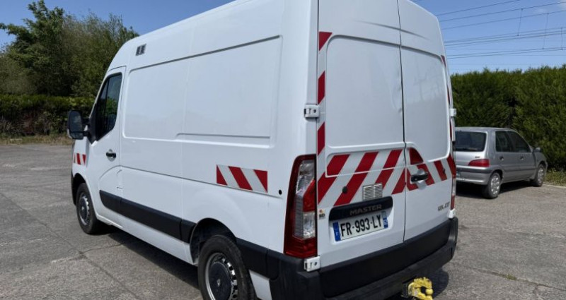 Renault Master F3300 L1H2 DCi 135 CV 11 783 HT 2020 - photo n°2 Renault Master F3300 L1H2 DCi 135 CV 11 783 HT  occasion à Saint-Coulomb - photo n°2