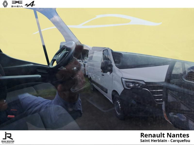 Renault Master Fg F3300 L2H2 2.3 dCi 135ch SL Pro+ E6  occasion  SAINT HERBLAIN - photo n5