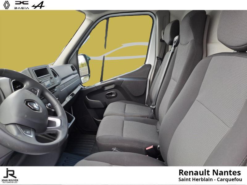 Renault Master Fg F3500 L2H2 2.3 Blue dCi 135ch Grand Confort Euro6  occasion  SAINT HERBLAIN - photo n7