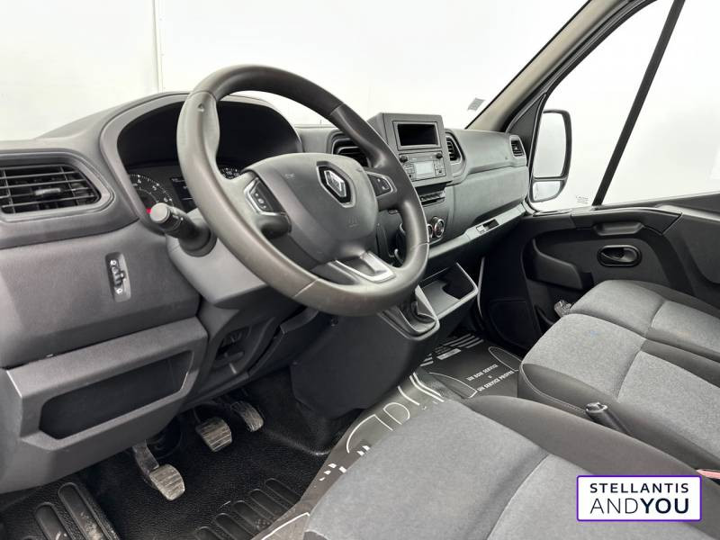 Renault Master FOURGON CA TRAC F3300 L2H2 DCI 135 GRAND CONFORT  occasion  MONTIGNY LE BRETONNEUX - photo n9