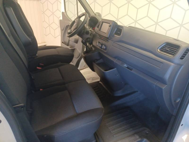 Renault Master FOURGON FGN TRAC F3300 L2H2 BLUE DCI 135 GRAND CONFORT 2023 - photo n°9 Renault Master FOURGON FGN TRAC F3300 L2H2 BLUE DCI 135 GRAND CONFORT  occasion à TARBES - photo n°9