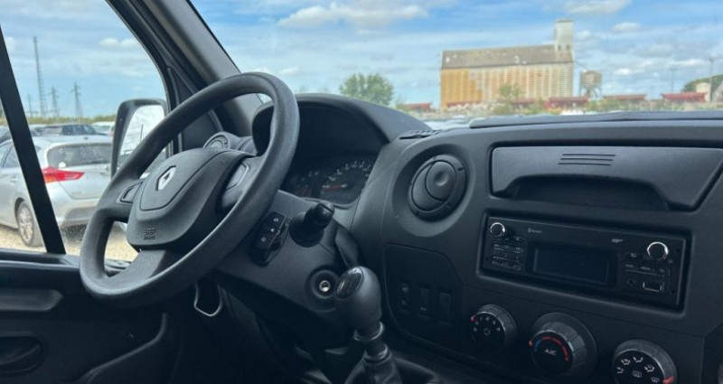 Renault Master FOURGON L2H2 2.3 dCi 110 GRAND CONFORT 3PL 3 PLACES 2019 - photo n°2 Renault Master FOURGON L2H2 2.3 dCi 110 GRAND CONFORT 3PL 3 PLACES  occasion à CHANAS - photo n°2