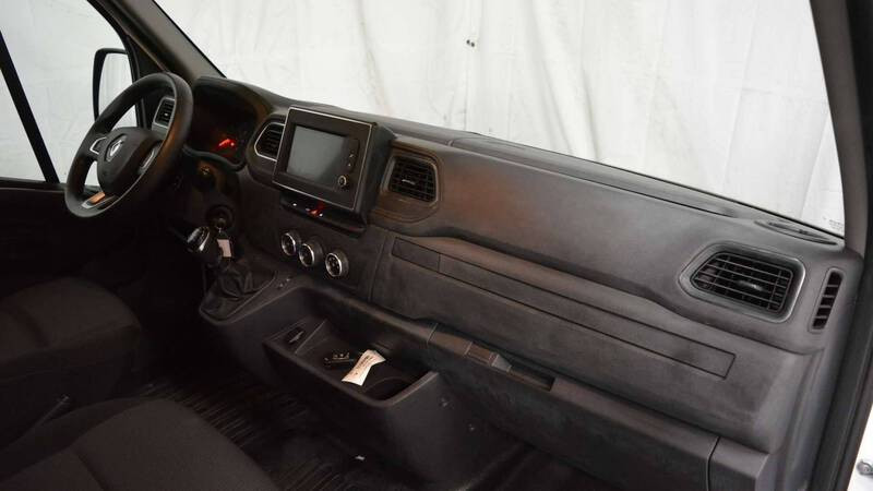 Renault Master FOURGON MASTER FGN TRAC F3300 L1H2 BLUE DCI 135  occasion  CAGNES SUR MER - photo n4