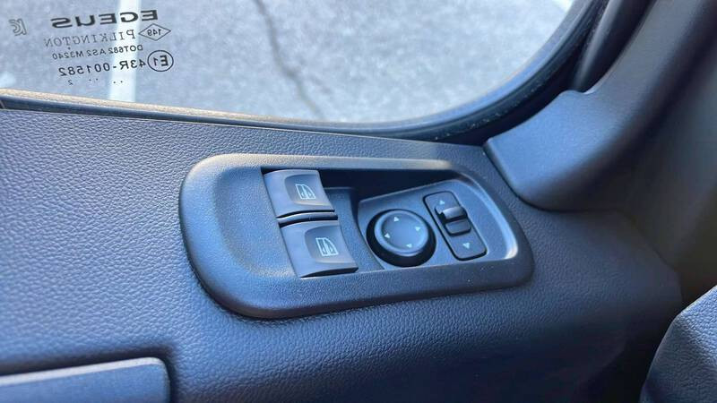 Renault Master FOURGON MASTER FGN TRAC F3300 L2H2 DCI 135  occasion  CAGNES SUR MER - photo n9