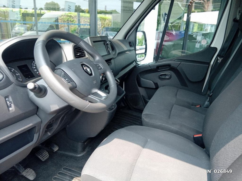 Renault Master MASTER FGN TRAC F3300 L1H2 BLUE DCI 135 CONFORT 2022 - photo n°10 Renault Master MASTER FGN TRAC F3300 L1H2 BLUE DCI 135 CONFORT  occasion à Gournay-en-Bray - photo n°10