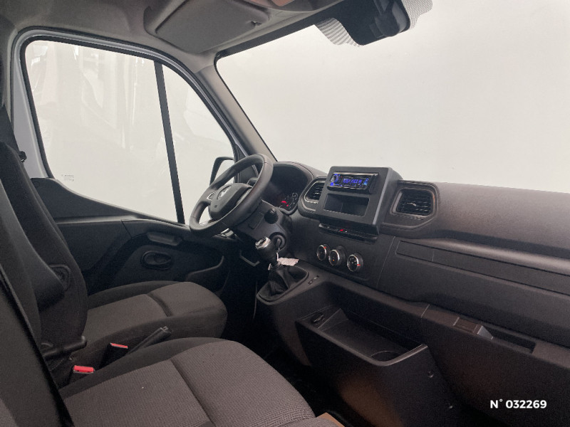 Renault Master MASTER FGN TRAC F3300 L2H2 BLUE DCI 135 GRAND CONFORT 2021 - photo n°9 Renault Master MASTER FGN TRAC F3300 L2H2 BLUE DCI 135 GRAND CONFORT  occasion à Seynod - photo n°9