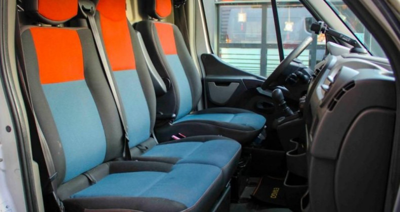 Renault Master VU FOURGON 2.3 DCI 125 ch 35 L2H2 CONFORT REGULATEUR-LIMITEU 2013 - photo n°5 Renault Master VU FOURGON 2.3 DCI 125 ch 35 L2H2 CONFORT REGULATEUR-LIMITEU  occasion à BELBEUF - photo n°5