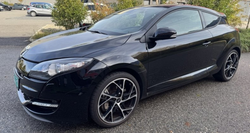 Renault Megane Coupe Coupe 2.0 Turbo 265 R.S ETAT NEUF RS MONITOR 2013 Renault Megane Coupe Coupe 2.0 Turbo 265 R.S ETAT NEUF RS MONITOR  occasion à VIVIERS-DU-LAC