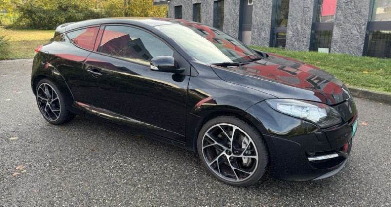 Renault Megane Coupe Coupe 2.0 Turbo 265 R.S ETAT NEUF RS MONITOR 2013 - photo n°5 Renault Megane Coupe Coupe 2.0 Turbo 265 R.S ETAT NEUF RS MONITOR  occasion à VIVIERS-DU-LAC - photo n°5