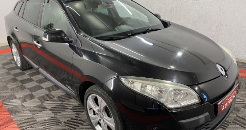 Renault Megane Estate III ESTATE 1.4 TCE 130 Expression Euro 5 2010 - photo n°5 Renault Megane Estate III ESTATE 1.4 TCE 130 Expression Euro 5  occasion à THIERS - photo n°5