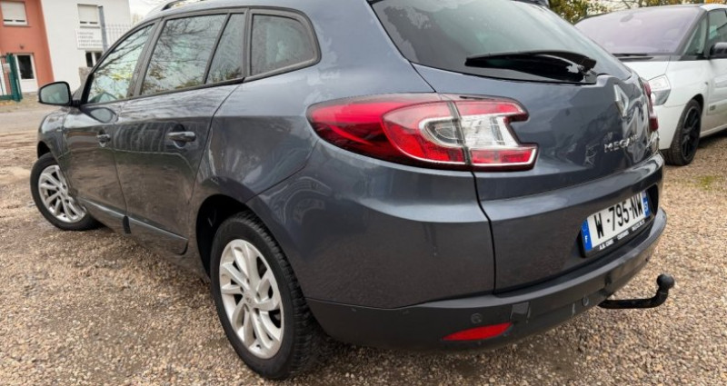 Renault Megane Estate III ESTATE 1.5 DCI 110 LIMITED PHASE 3 2015 - photo n°2 Renault Megane Estate III ESTATE 1.5 DCI 110 LIMITED PHASE 3  occasion à Uckange - photo n°2