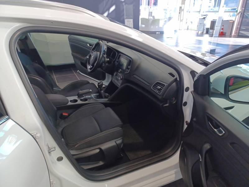 Renault Megane Estate IV Estate Blue dCi 115 Business 2020 - photo n°16 Renault Megane Estate IV Estate Blue dCi 115 Business  occasion à Toulouse - photo n°16