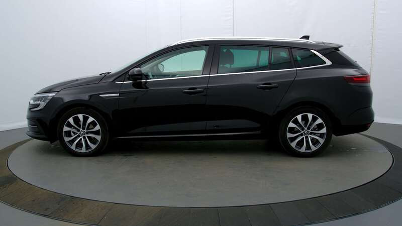 Renault Megane Estate IV ESTATE Megane IV Estate TCe 140 EDC  occasion  CAGNES SUR MER - photo n5