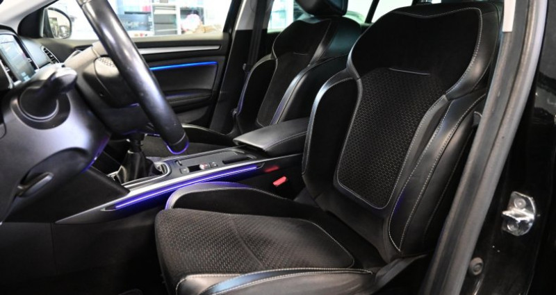 Renault Megane Estate IV ESTATE TCe 140 Energy Intens 2018 - photo n°7 Renault Megane Estate IV ESTATE TCe 140 Energy Intens  occasion à ST SATURNIN - photo n°7