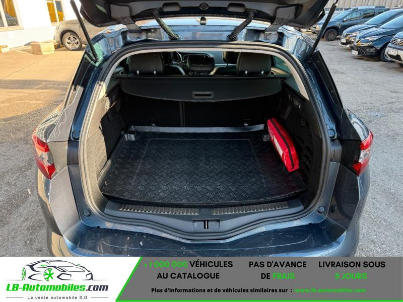 Renault Megane IV TCe 140 BVM 2020 - photo n°8 Renault Megane IV TCe 140 BVM  occasion à Beaupuy - photo n°8