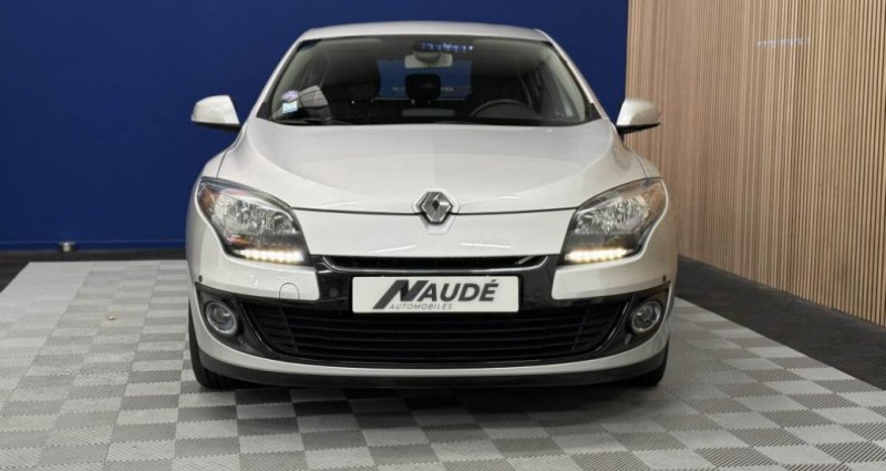 Renault Megane 1.2 TCe 115 CH ENERGY 2012 - photo n°2 Renault Megane 1.2 TCe 115 CH ENERGY  occasion à Lozanne - photo n°2