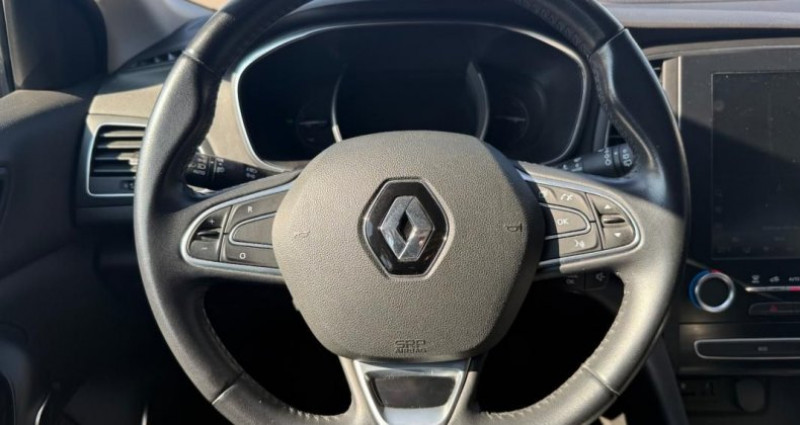 Renault Megane 1.2 TCE 130 ENERGY ZEN 2017 - photo n°4 Renault Megane 1.2 TCE 130 ENERGY ZEN  occasion à Valence - photo n°4