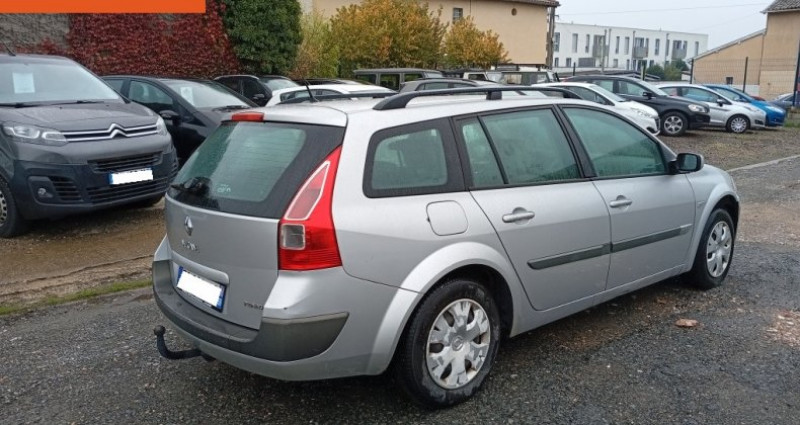 Renault Megane 1.5DCI 105cv / POUR PROFESSIONNEL OU EXPORT 2007 - photo n°4 Renault Megane 1.5DCI 105cv / POUR PROFESSIONNEL OU EXPORT  occasion à GLEIZÉ - photo n°4