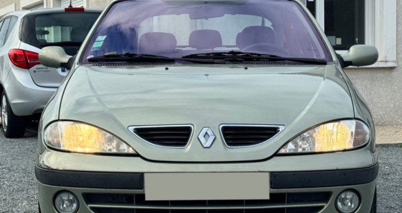 Renault Megane 1.6 16v 107ch RXE 5p 1999 - photo n°2 Renault Megane 1.6 16v 107ch RXE 5p  occasion à Saint-Médard-d'Aunis - photo n°2