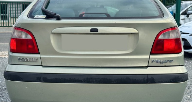 Renault Megane 1.6 16v 107ch RXE 5p 1999 - photo n°6 Renault Megane 1.6 16v 107ch RXE 5p  occasion à Saint-Médard-d'Aunis - photo n°6