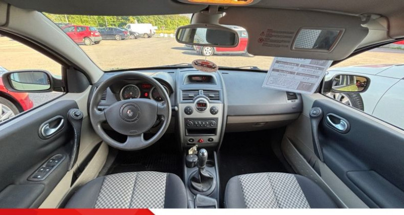 Renault Megane 2 1.5DCI 82CV EXPRESSION // CLIM / RADAR AR / FEUX AUTO / DI 2002 - photo n°3 Renault Megane 2 1.5DCI 82CV EXPRESSION // CLIM / RADAR AR / FEUX AUTO / DI  occasion à Harnes - photo n°3