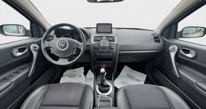 Renault Megane 2 dCi 150 Ch Carminat TomTom Régulateur de vitesse GPS Clima 2008 - photo n°5 Renault Megane 2 dCi 150 Ch Carminat TomTom Régulateur de vitesse GPS Clima  occasion à Nevers - photo n°5