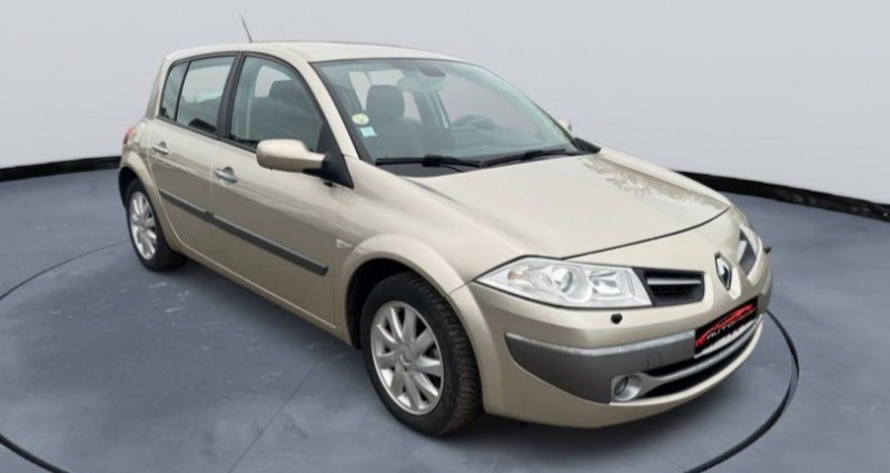 Renault Megane 2 dCi 150 Ch Carminat TomTom Régulateur de vitesse GPS Clima 2008 - photo n°2 Renault Megane 2 dCi 150 Ch Carminat TomTom Régulateur de vitesse GPS Clima  occasion à Nevers - photo n°2