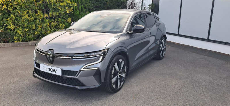 Renault Megane E-TECH EV60 220 ch optimum charge Techno 2022 - photo n°3 Renault Megane E-TECH EV60 220 ch optimum charge Techno  occasion à CHATELLERAULT - photo n°3