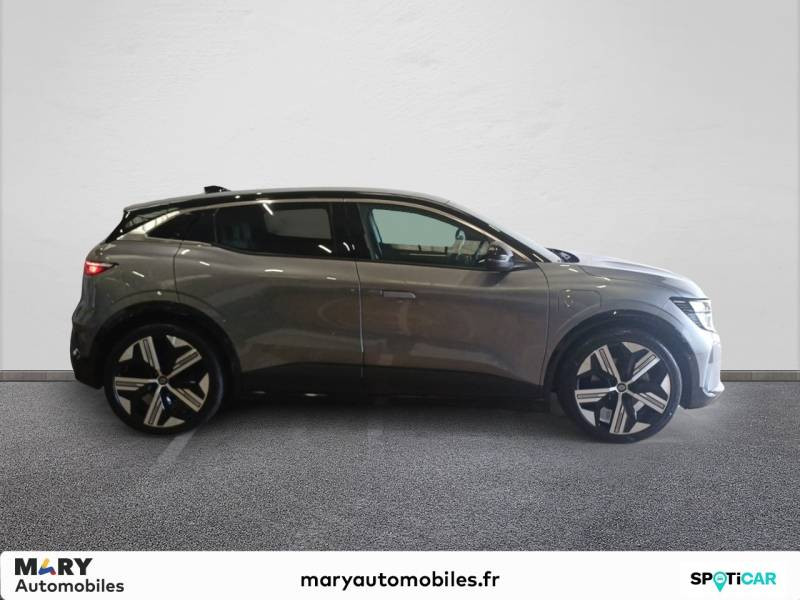 Renault Megane E-Tech EV60 220 ch super charge Iconic  occasion  LE HAVRE - photo n4