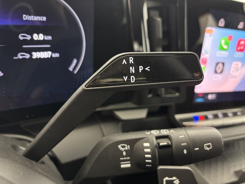 Renault Megane EV40 130ch standard charge Equilibre 5p 2022 - photo n°20 Renault Megane EV40 130ch standard charge Equilibre 5p  occasion à SAINT-GREGOIRE - photo n°20