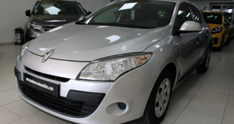 Renault Megane III 1.5 DCI 105CH AUTHENTIQUE ECO²