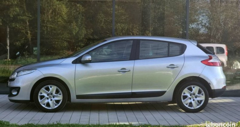 Renault Megane III 1.5 DCI 110CH ENERGY FAP BUSINESS ECO² 2012 - photo n°4 Renault Megane III 1.5 DCI 110CH ENERGY FAP BUSINESS ECO²  occasion à Geispolsheim - photo n°4