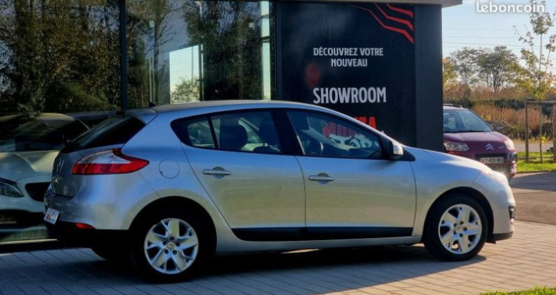 Renault Megane III 1.5 DCI 110CH ENERGY FAP BUSINESS ECO² 2012 - photo n°7 Renault Megane III 1.5 DCI 110CH ENERGY FAP BUSINESS ECO²  occasion à Geispolsheim - photo n°7