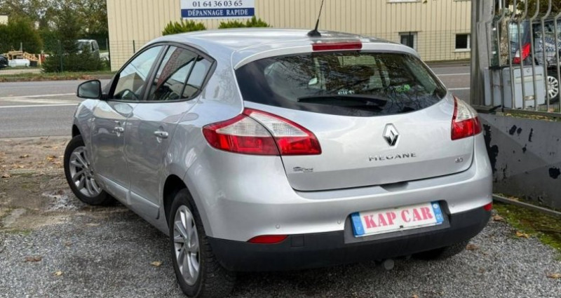 Renault Megane III 1.5 dCi 110ch energy Limited 2013 - photo n°2 Renault Megane III 1.5 dCi 110ch energy Limited  occasion à Saint Soupplets - photo n°2